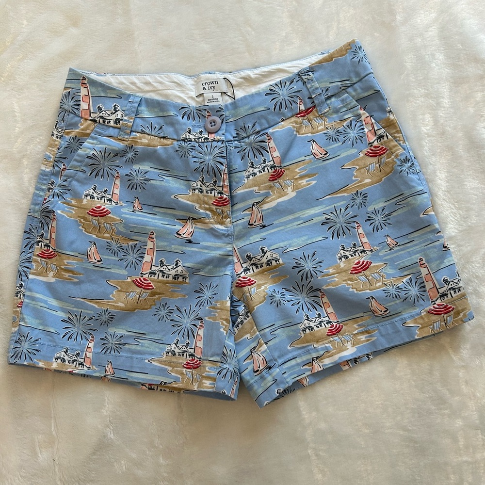 Crown & Ivy Lighthouse Print Shorts Size 2